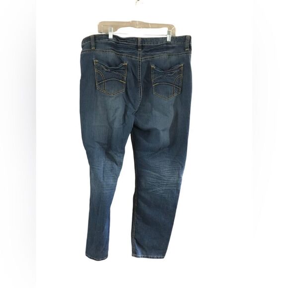 VIP Distressed Jeans Size 23/24 - Picture 5 of 9